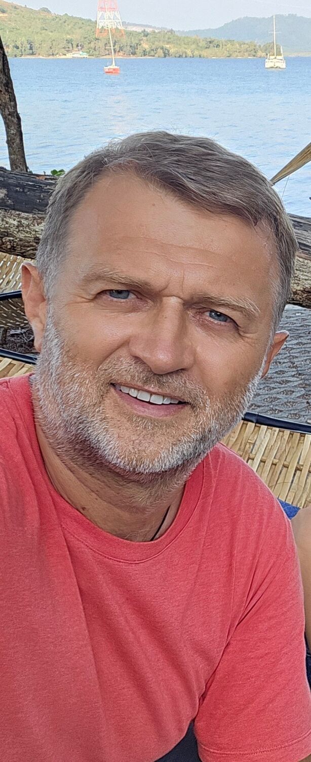  52901654  , 52 ,    