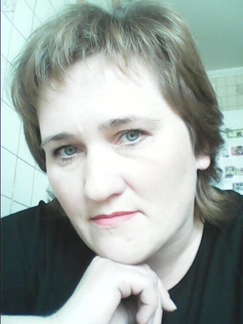  ,   Elena, 47 ,  