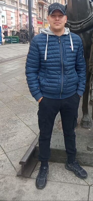  48670084  , 25 ,    