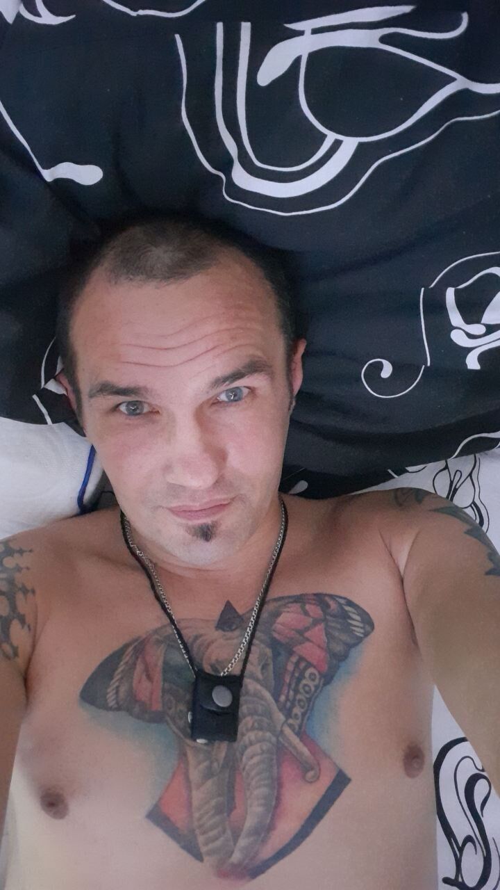  39020704  Vadim, 45 ,    