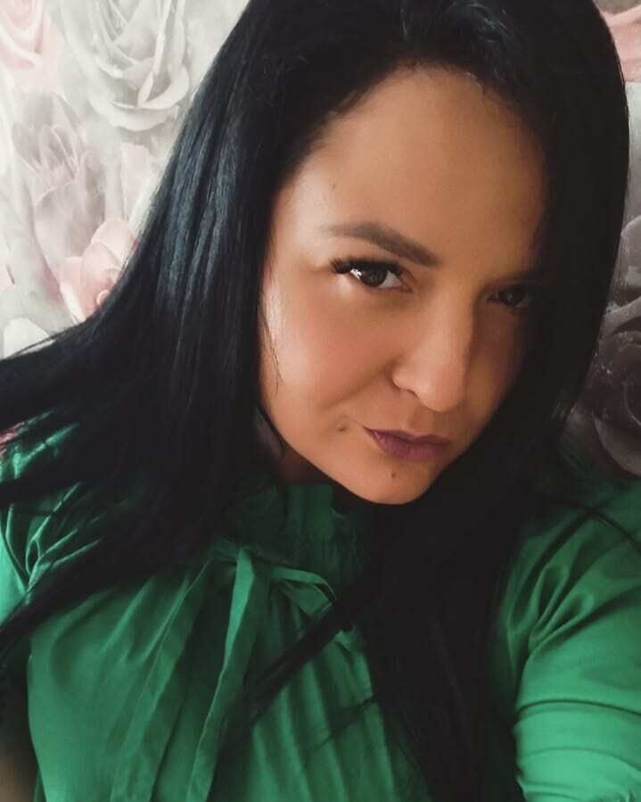  44247844  Innulya, 38 ,    