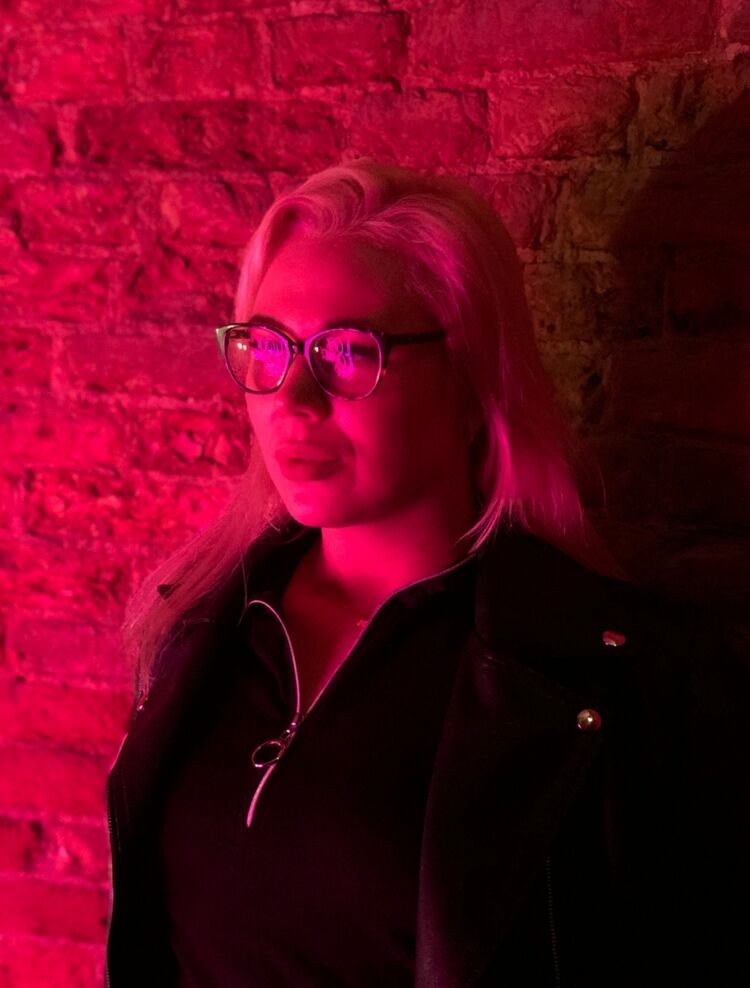  -,   Valeria, 27 ,     , c 