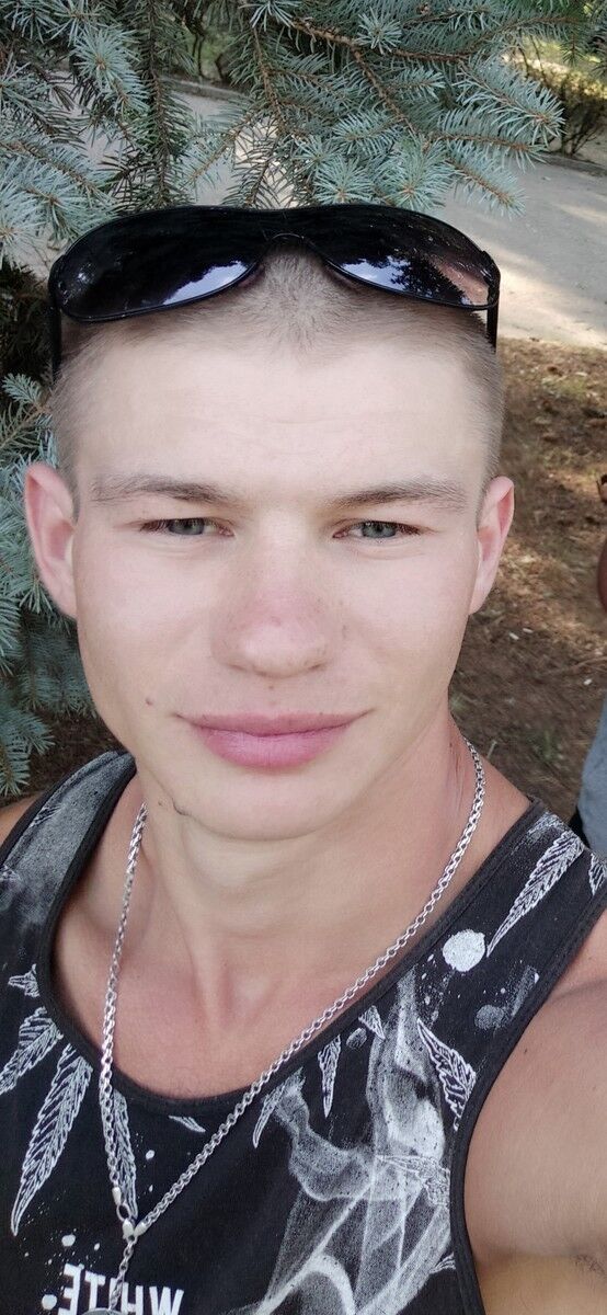  ,   Alex, 30 ,   ,   , c , 