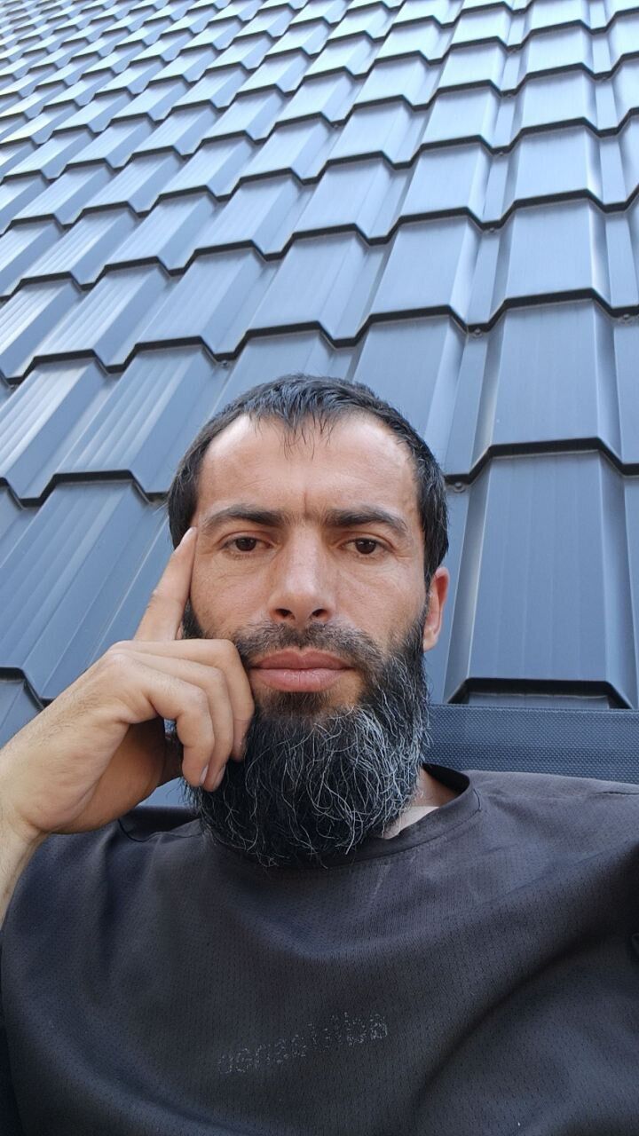  52860874  , 38 ,    