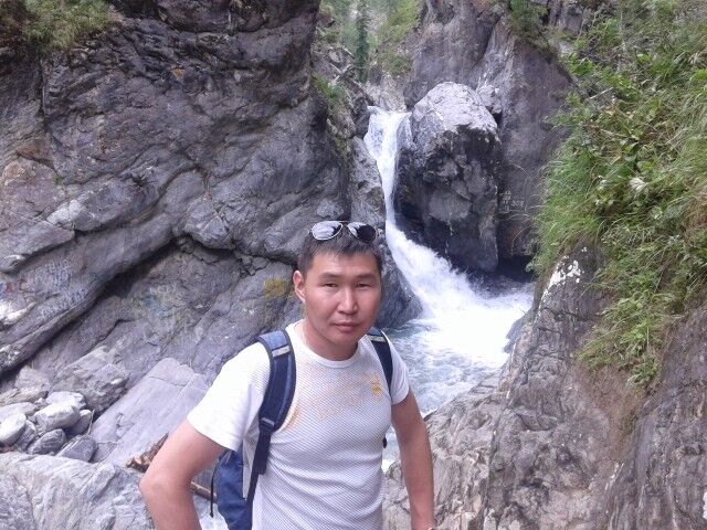  ,   Bator, 39 ,   