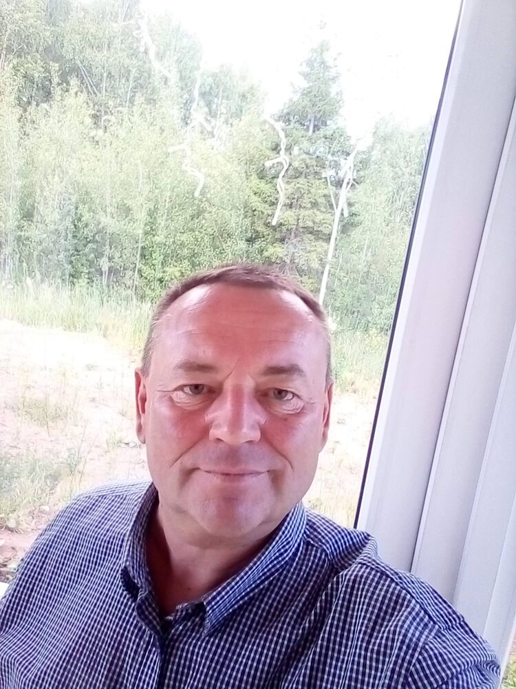  46981494  Andrey, 54 ,    