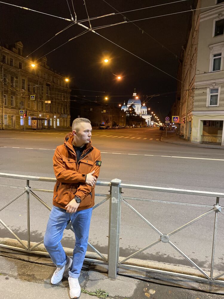  37316014  , 25 ,    -
