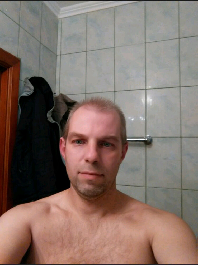  ,   Andrei, 39 ,   ,   , c 