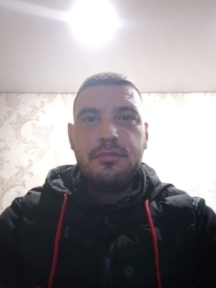  31349834  Dima, 39 ,    