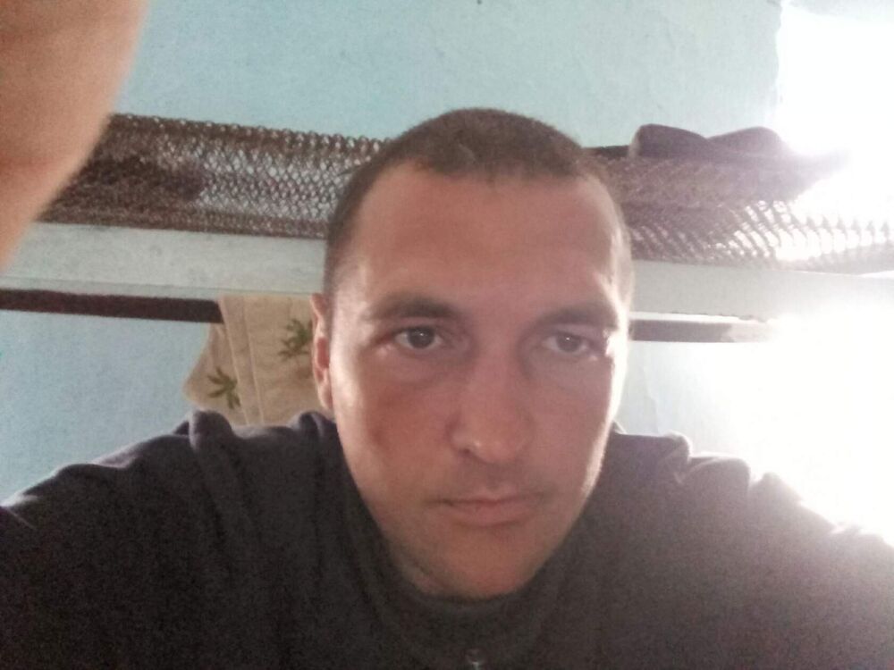  46622874  , 42 ,    