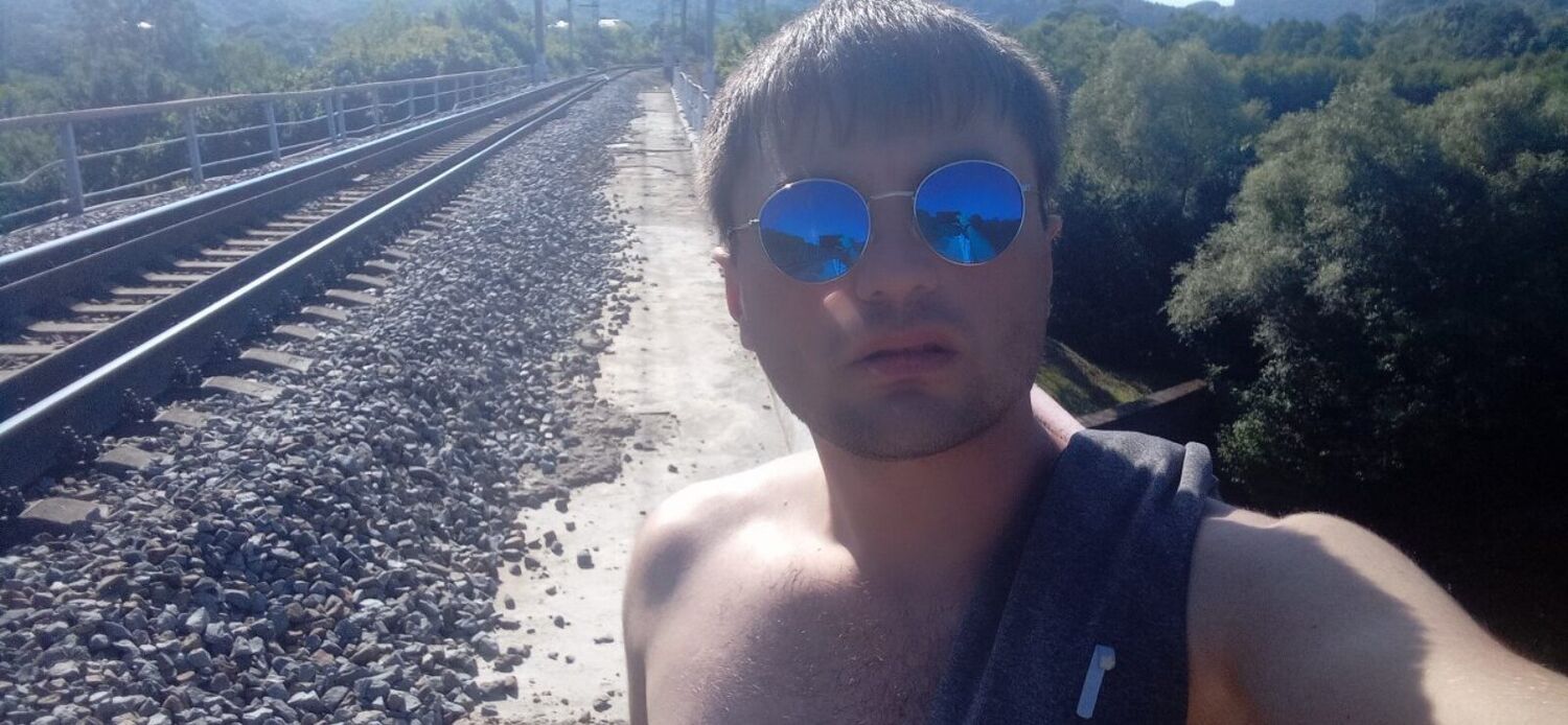  48279424  , 28 ,    