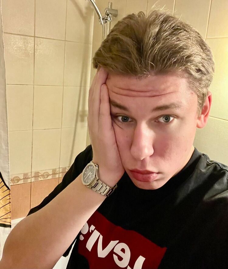  52591514  , 19 ,    -