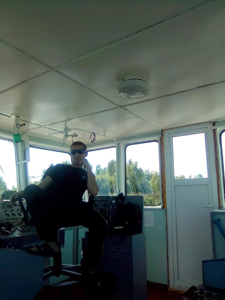  31236774  Vladimir, 46 ,    
