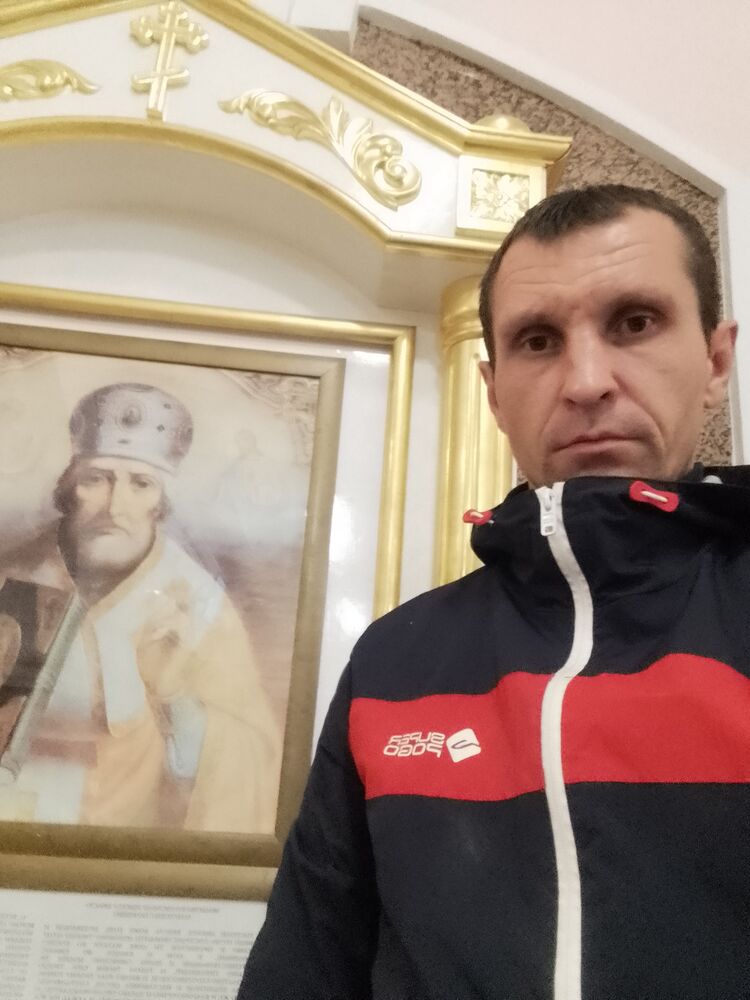  48083274  Nikolai, 37 ,    