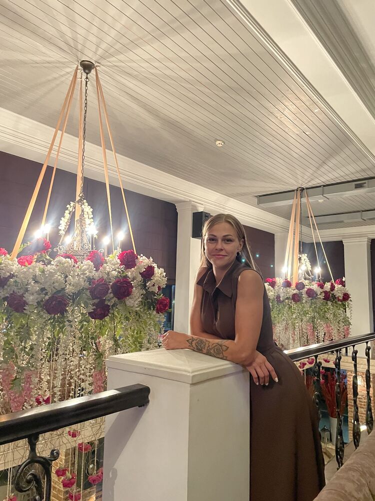  53304364  , 39 ,    --