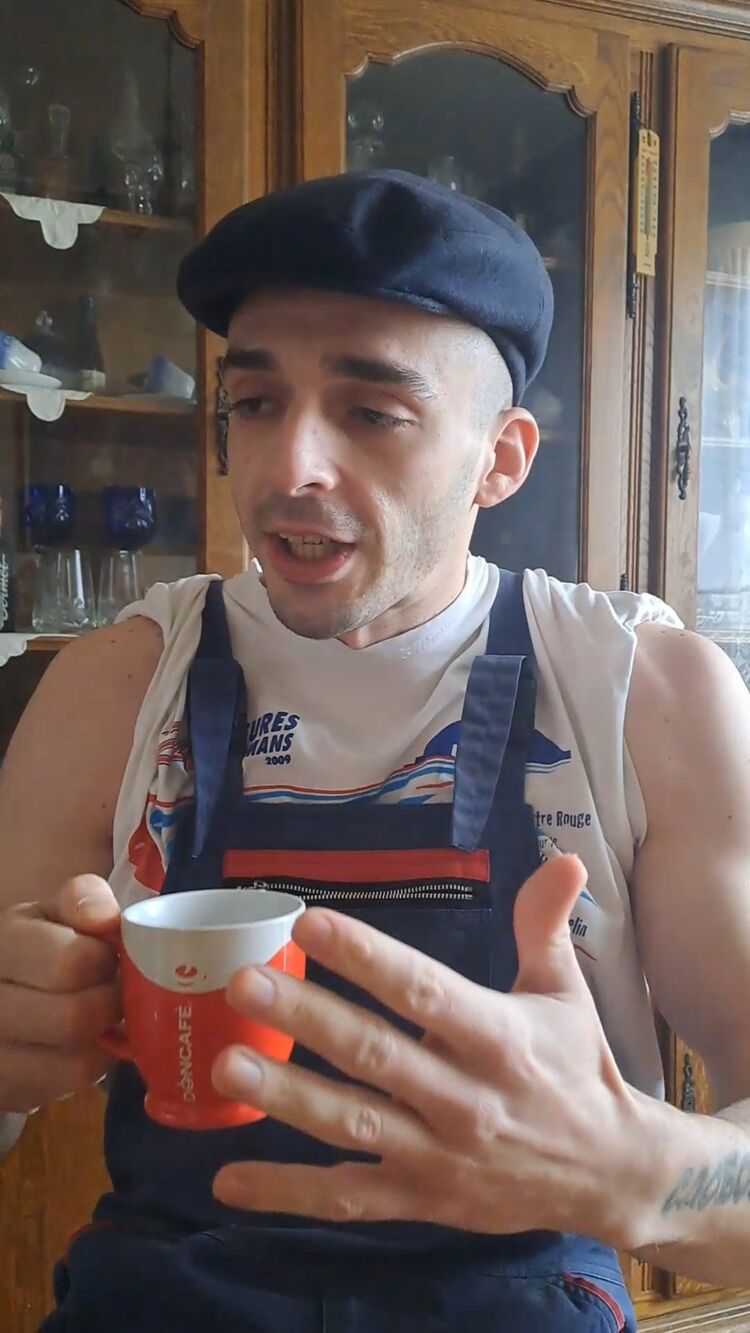  ,   Nikola, 28 ,   ,   