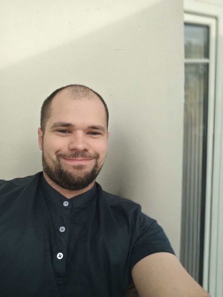  53154774  Artur, 34 ,    