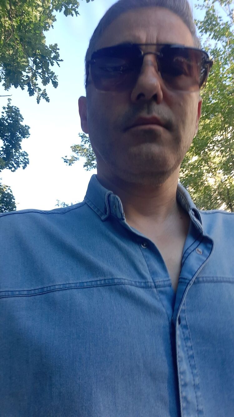  -,   , 43 ,   