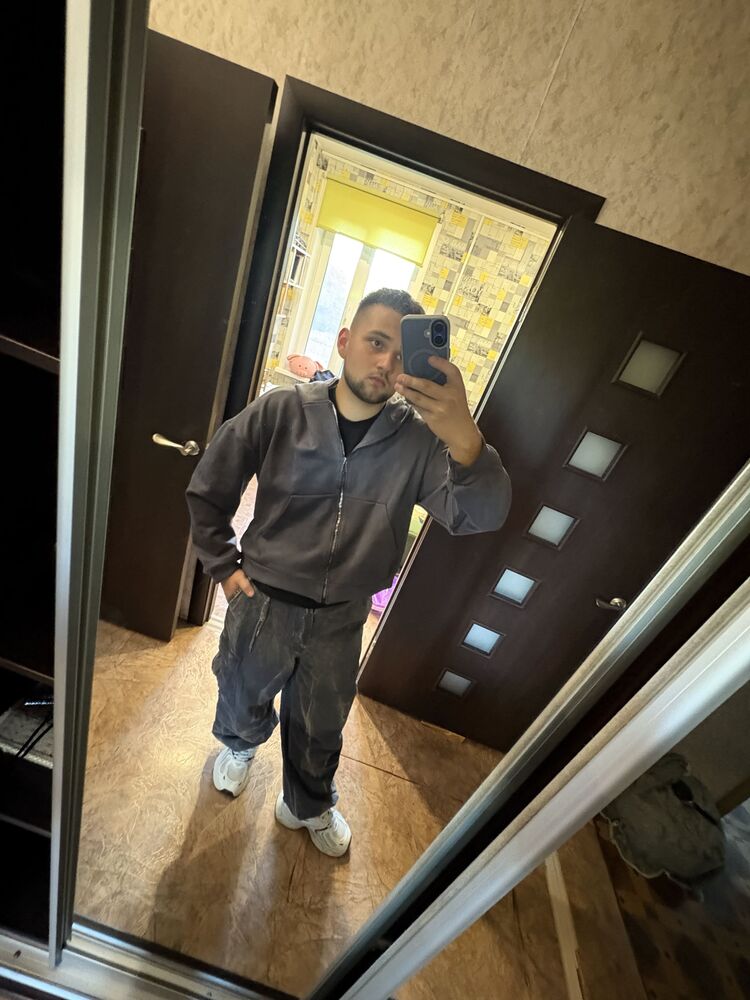  53515294  , 18 ,    