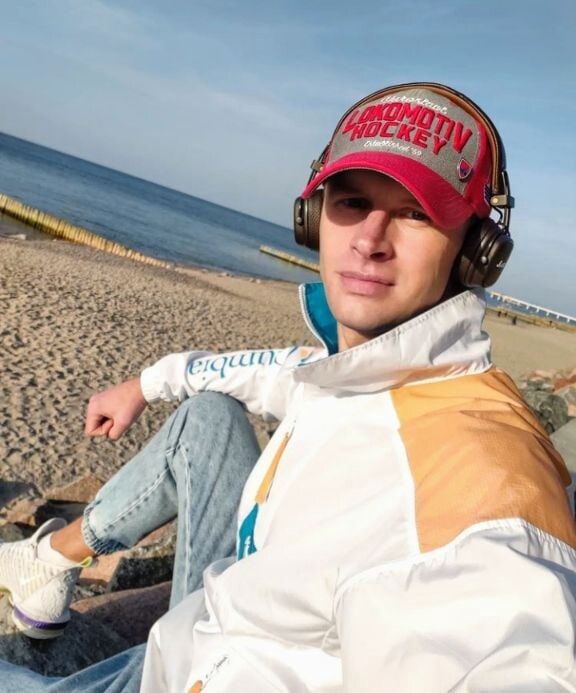  31773034  , 35 ,    -