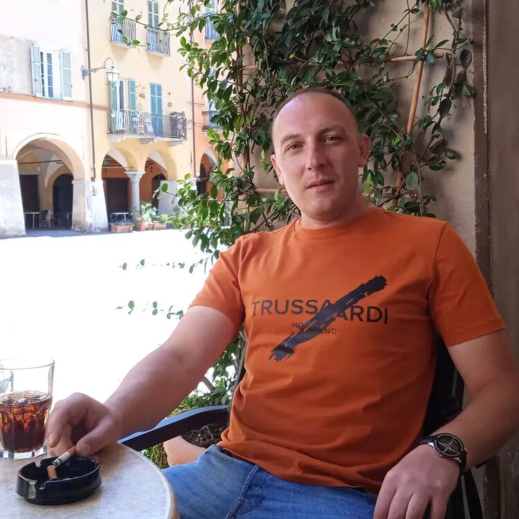  ,   Andrii, 38 ,   , c , 