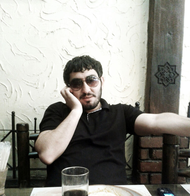  6403894  Hamik, 43 ,    