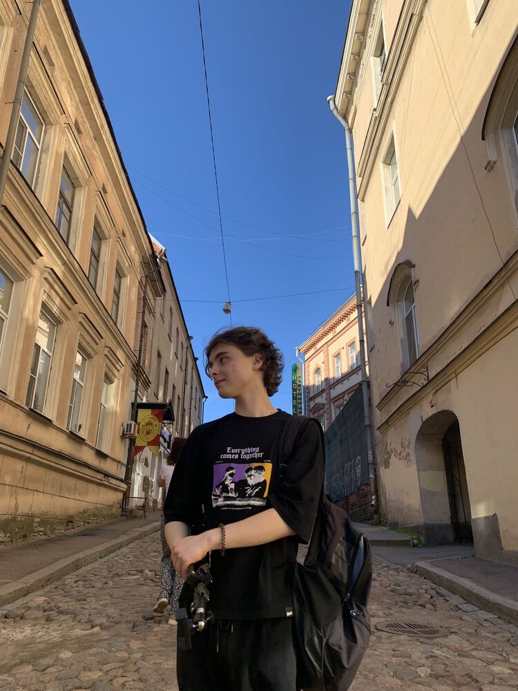  -,   , 22 ,   ,   