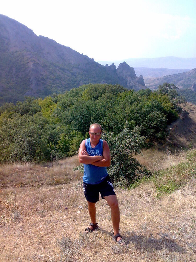  4561704  Evgeny, 42 ,    