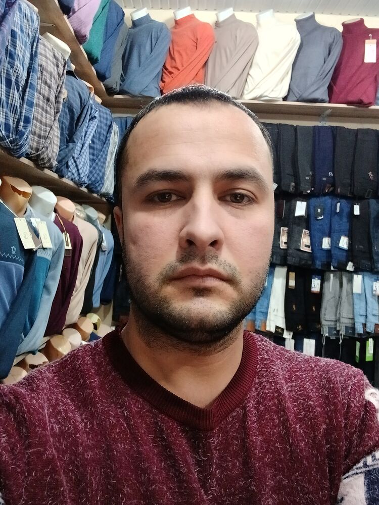  ,   Azizbek, 33 ,   ,   