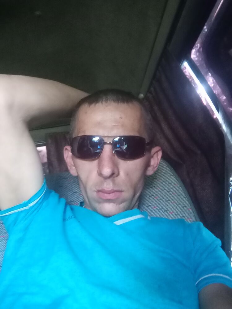  45561194  , 39 ,    