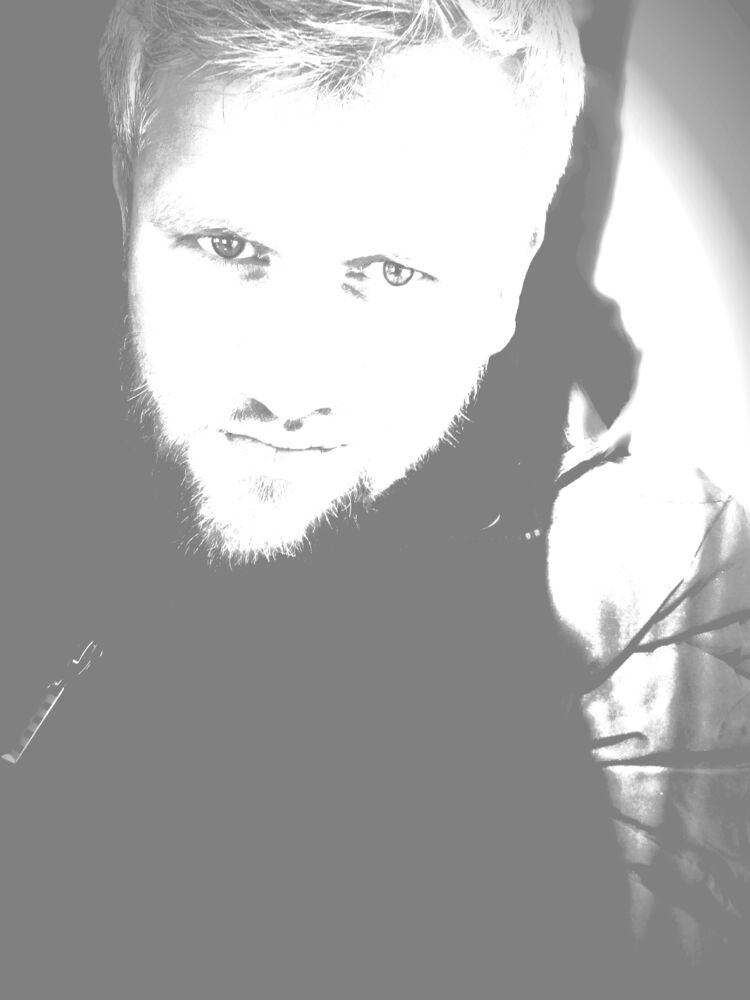  43842444  , 33 ,    