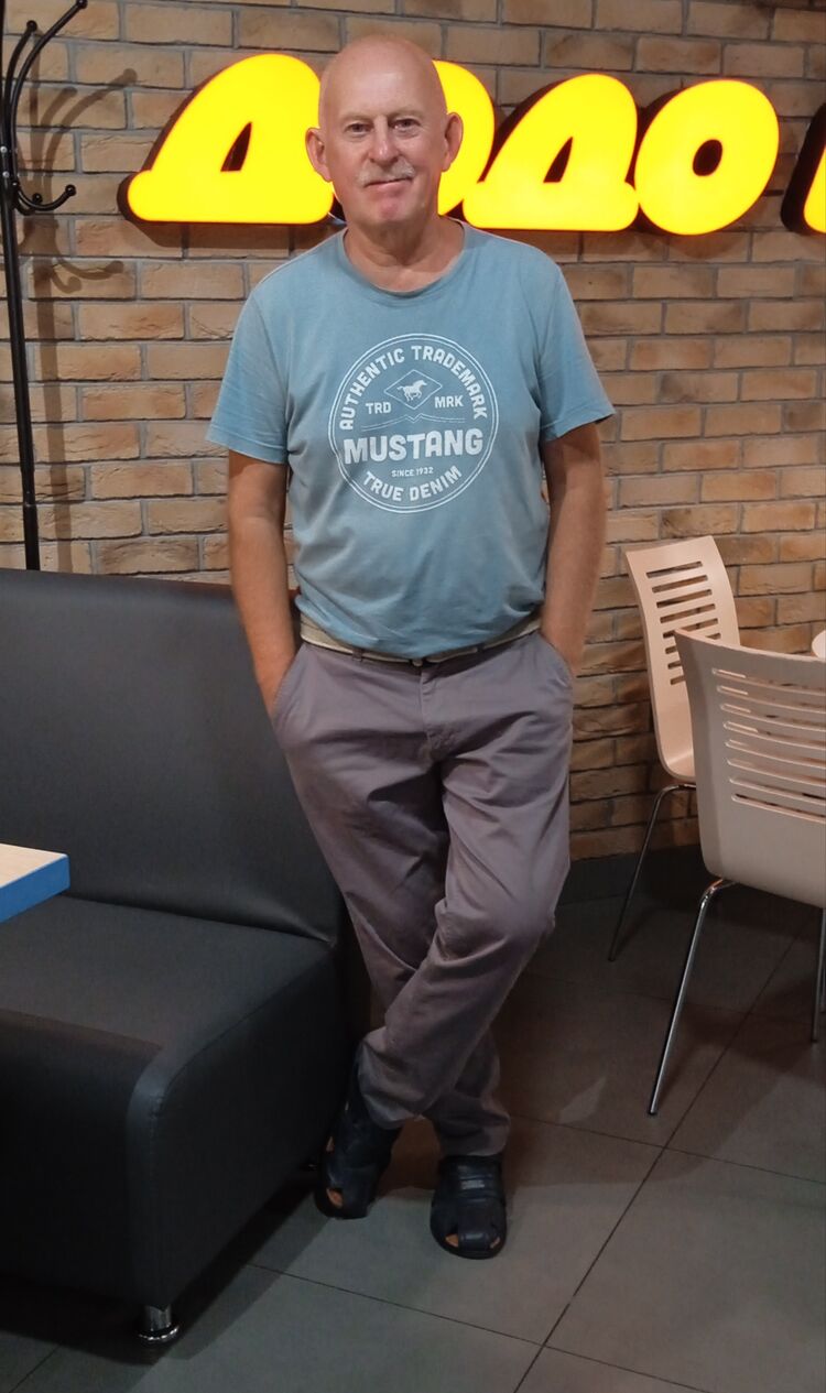  39476094  , 57 ,    