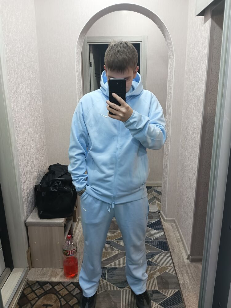  ,   Egor, 18 ,   ,   