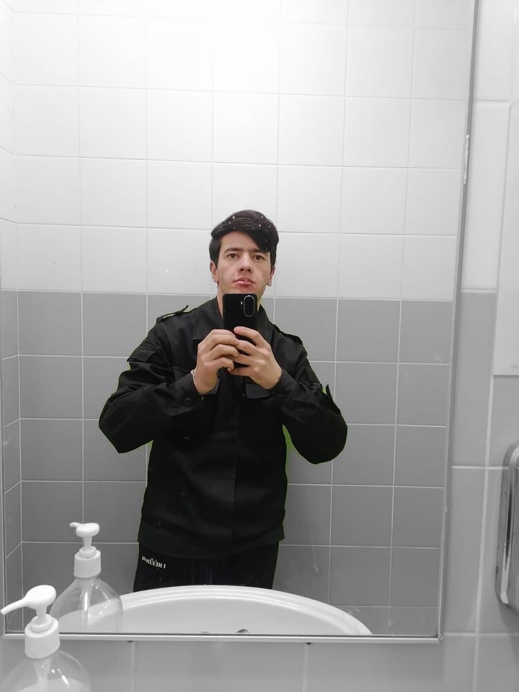  49585914  , 21 ,    