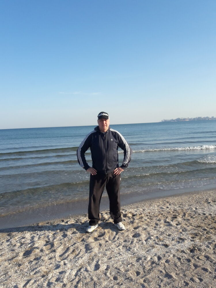 15737214  Sergey, 51 ,    