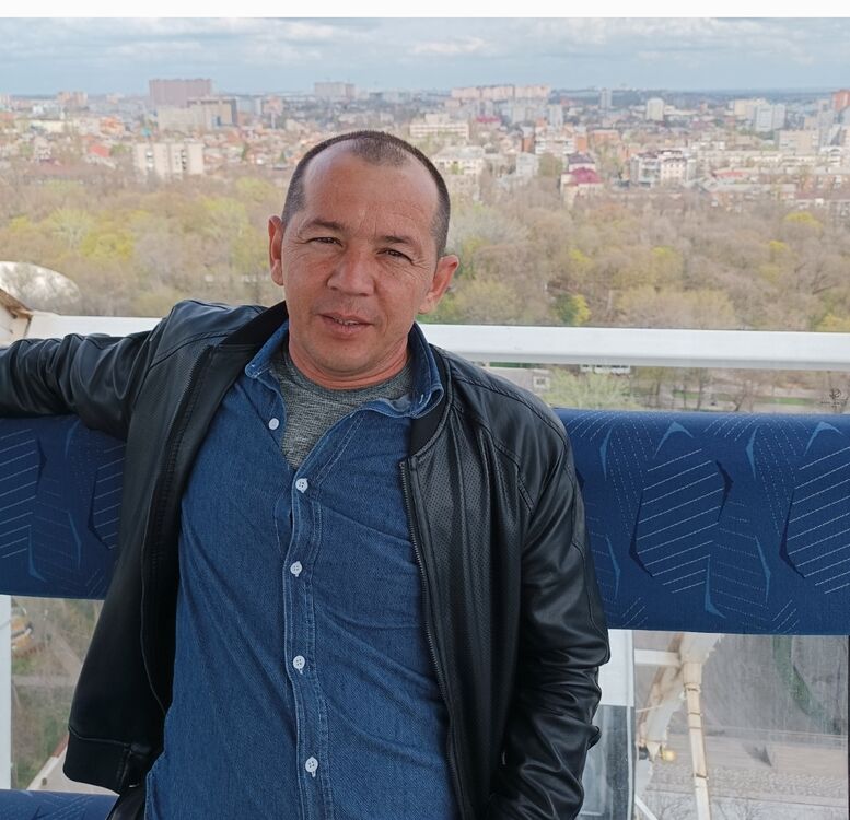  51786664  Suleyman, 46 ,    