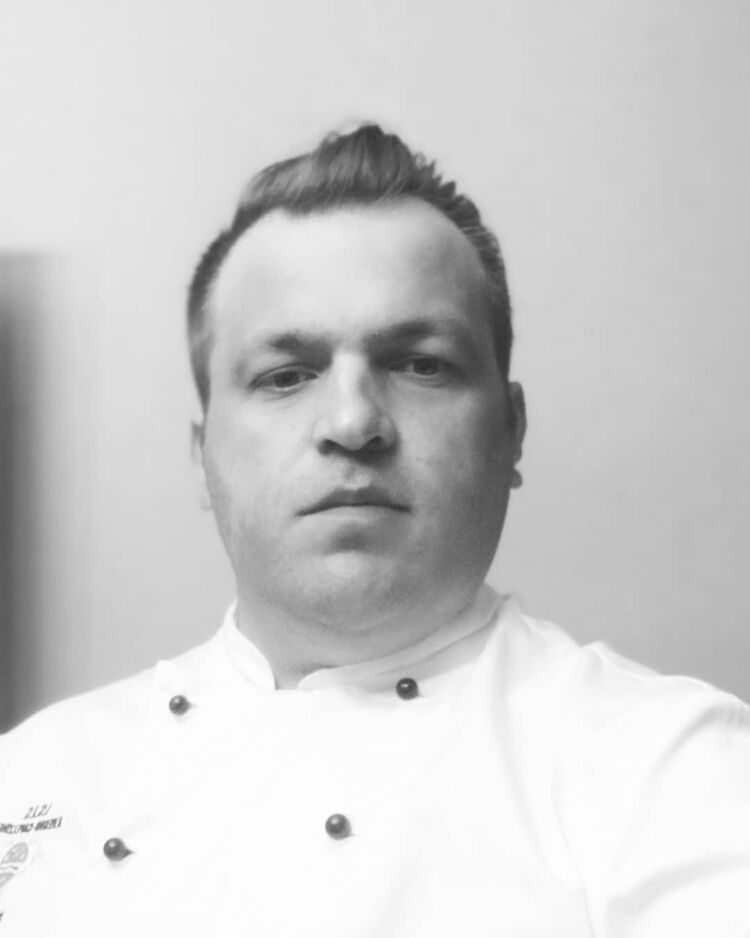  25241124  Vitaliy, 42 ,    