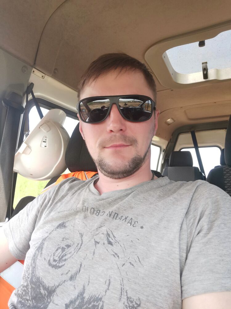  39044434  , 33 ,    