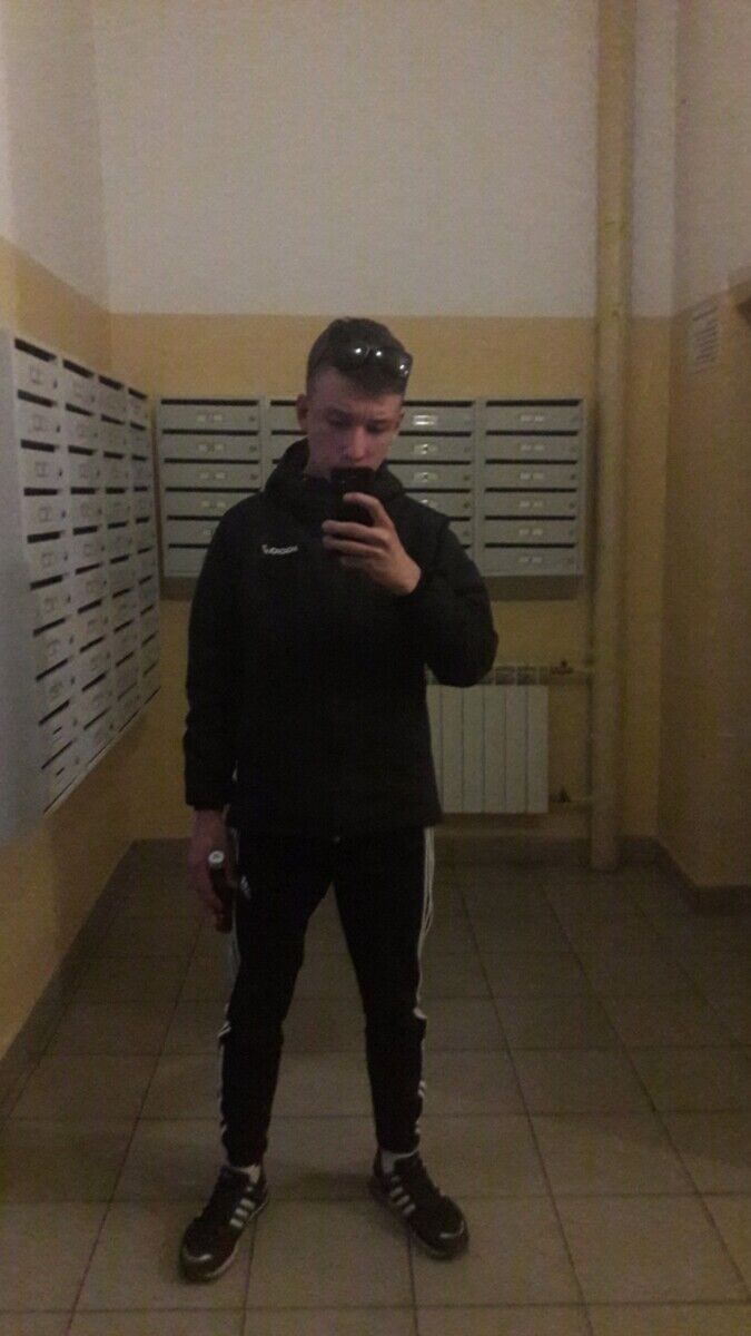  ,   Evgeny, 21 ,   