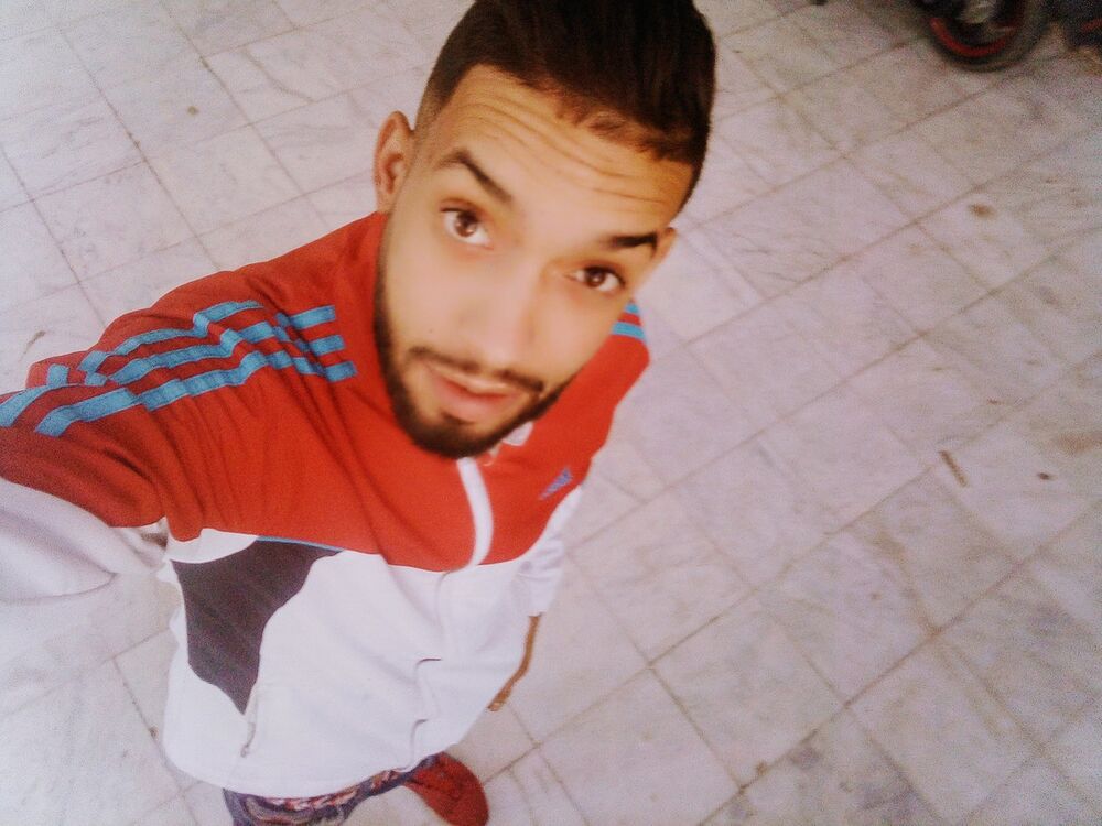  18482794  Stoutah, 31 ,    