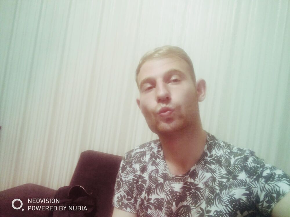  ,   Evgenij, 26 ,   ,   , c 