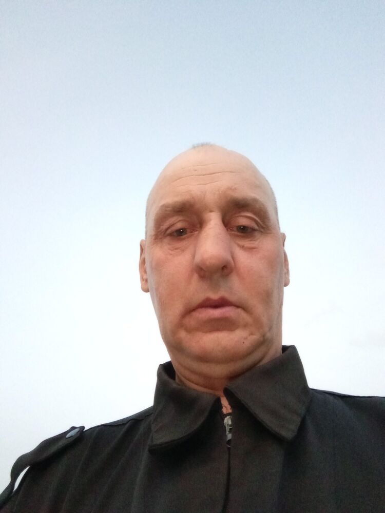  42968054  , 48 ,    