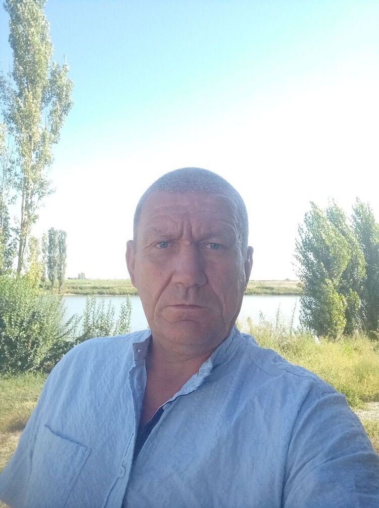  37059084  , 53 ,    