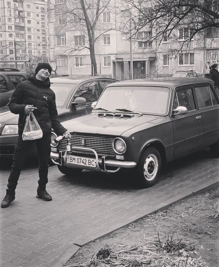  38336174  , 24 ,    