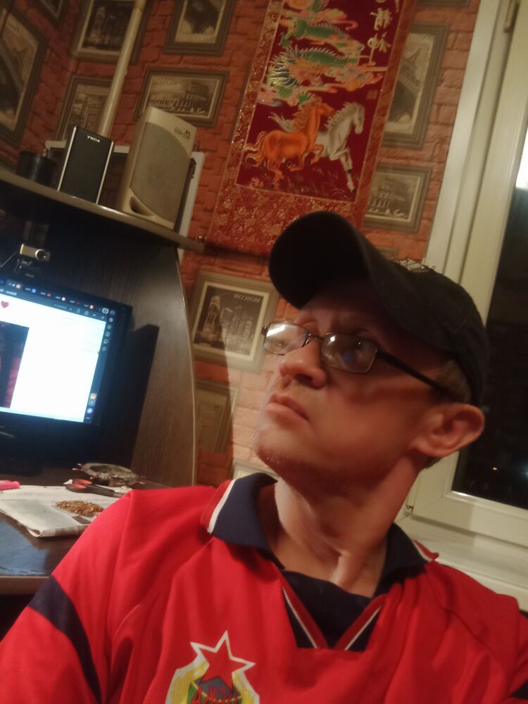  32544324  , 52 ,    
