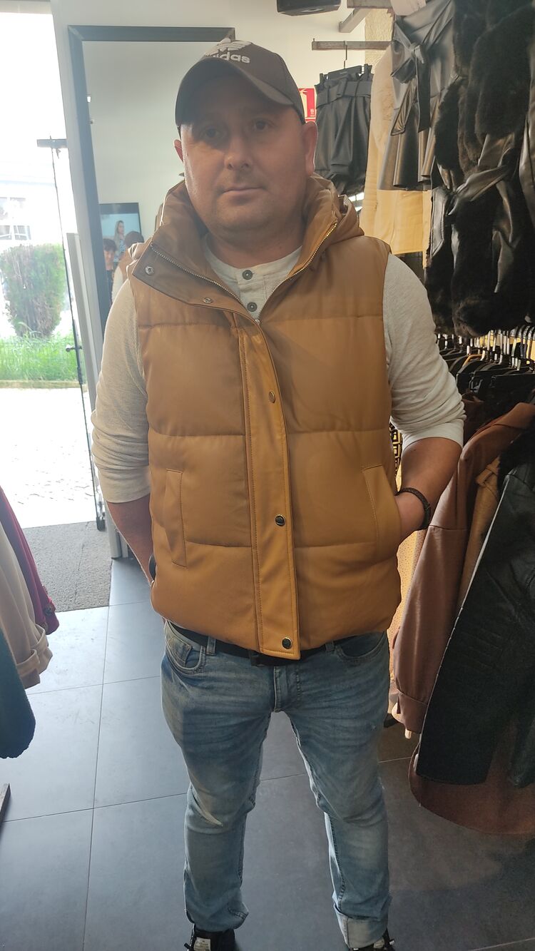  ,   Dimon, 41 ,   ,   