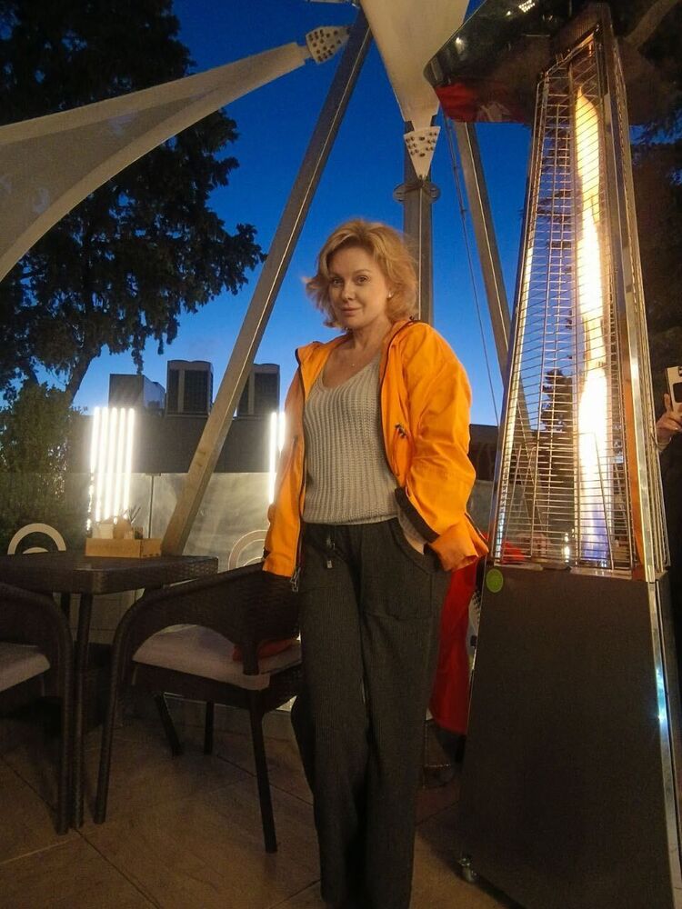  ,   Lika, 44 ,     , c 