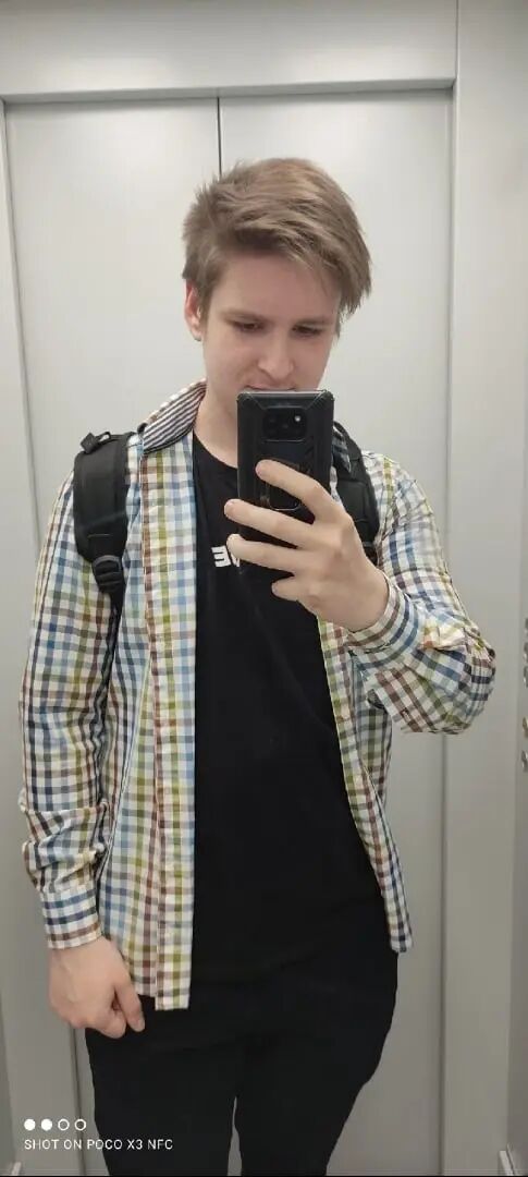  ,   Maxim, 26 ,   ,   , c , 