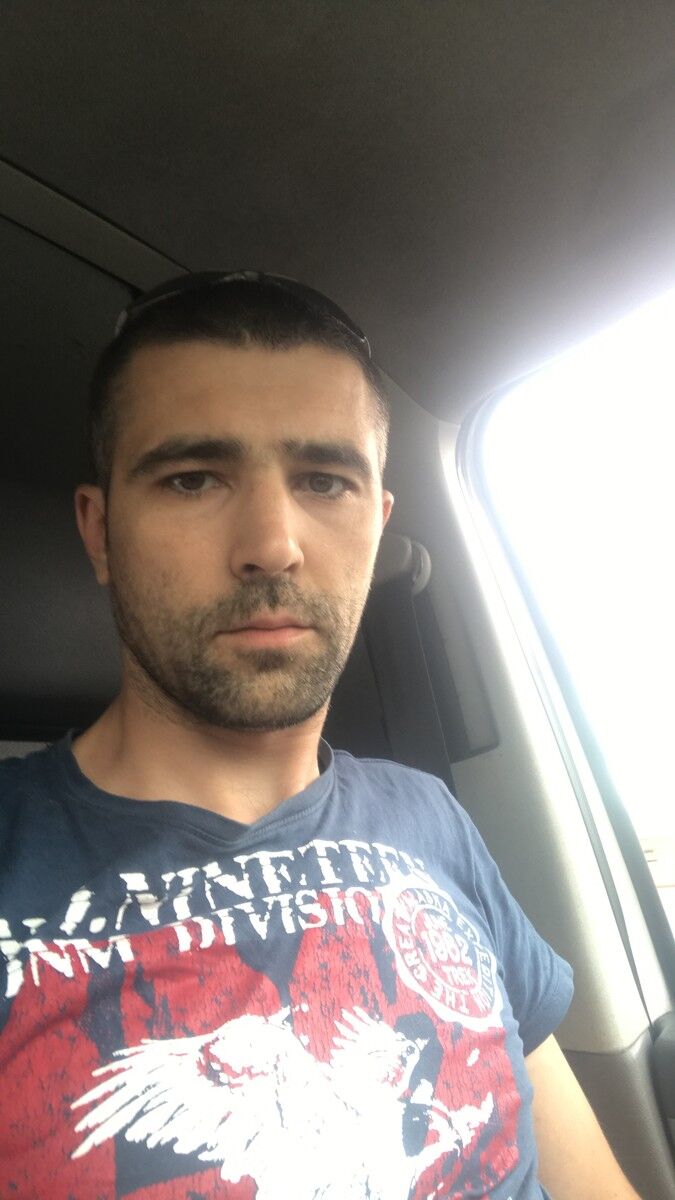  14865244  Roman, 41 ,    Oitti