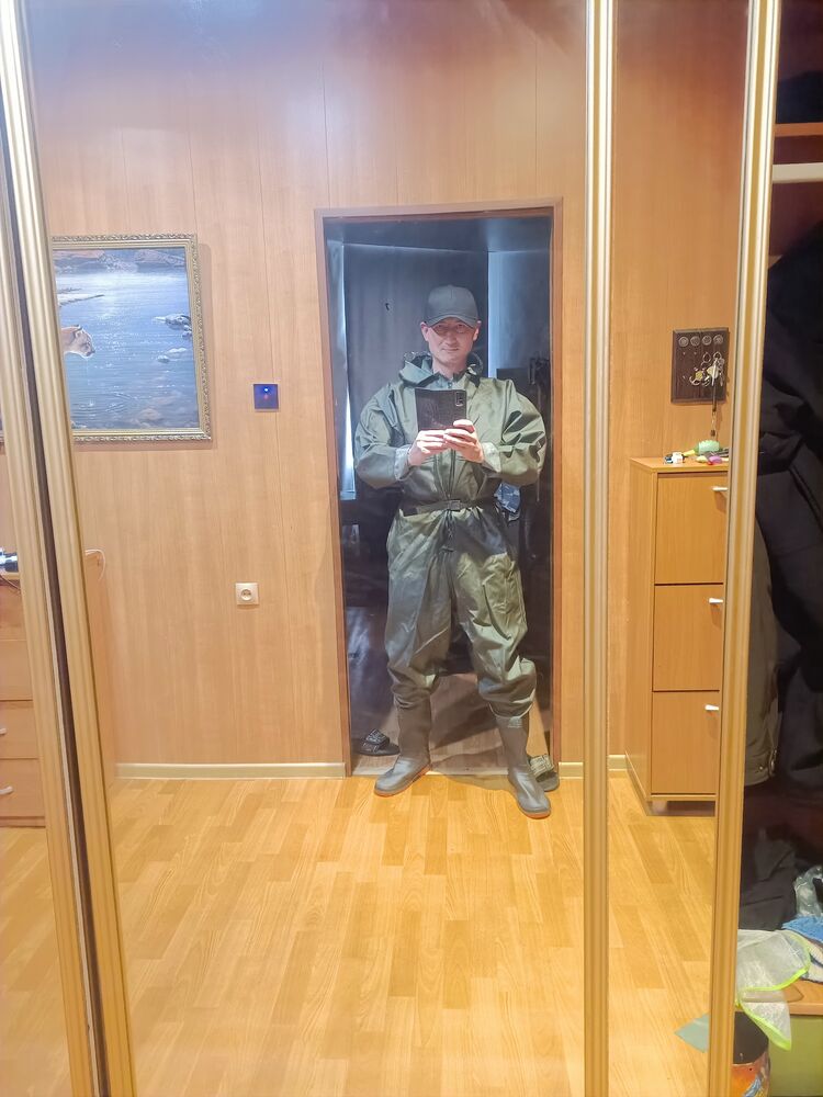  54223364  Aleksei, 43 ,    